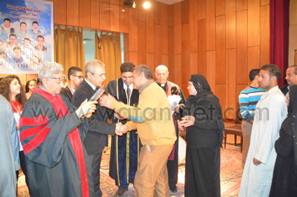 تكريم شهداء مصر بليبيا على مسرح المحافظة (5)
