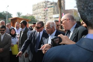 محافظ القاهرة يفتتح أعمال تطوير ميدان المحطة بحلوان وحديقة الفيروز3