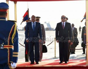 الرئيس الموريتاني بمطار القاهرة الدولي