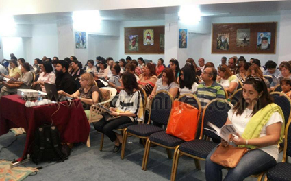 الأنبا رافائيل يشارك بمؤتمر أكيلا و بريسكلا  بكنيسة العذراء مريم بالزمالك (1)