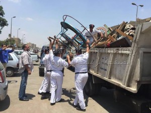 حملات أمنية لضبط وإزالة الإشغالات الإدارية بالشوارع القاهرة