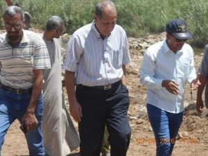وزارة الري تتفقد أعمال إزالة وصيانة ورد النيل بهندسة نيل الأقصر2 - Copy