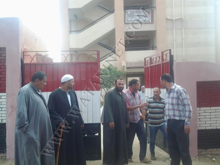 أهالى قرية بكفرالشيخ يهددون بإغلاق مدرسة لقلة عدد المدرسين