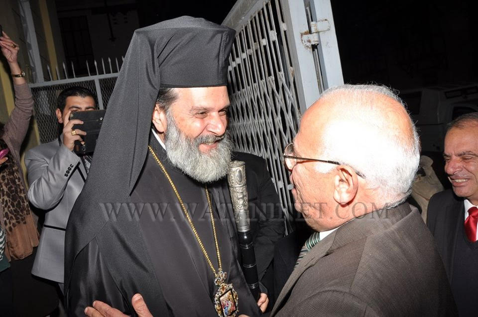 محافظ بورسعيد يزور كنيستى سانت اوجيني والقديس نيقوكلاس1